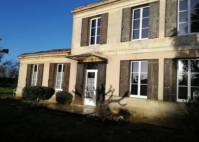 بيت للعطل Belle Demeure Entierement Renovee